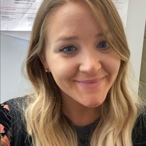 Meet your Posher, Allison